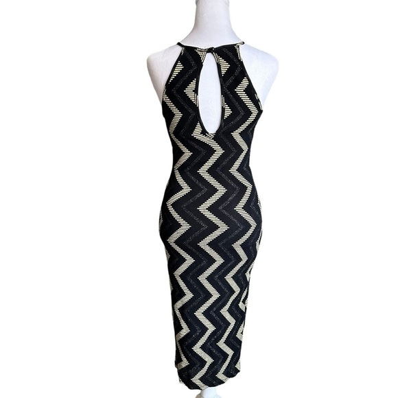 Lovely Day Black Cream Zigzag Print Sparkle Metallic Halter Midi Dress Size S - Picture 3 of 17